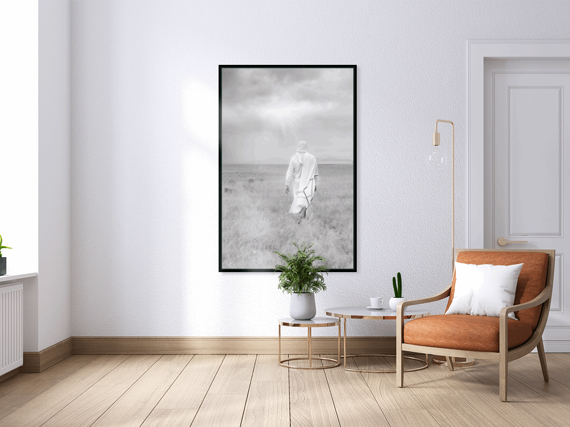 Infusing light into any space, this portrait of Christ embodies a brightness of hope and kindness. Calming hues of neutral colors compliment all types of home decor. Modern minimalist portrait of Jesus Christ for your Christian home or as the perfect gift for someone you love. H. Walker @thelightgallery_