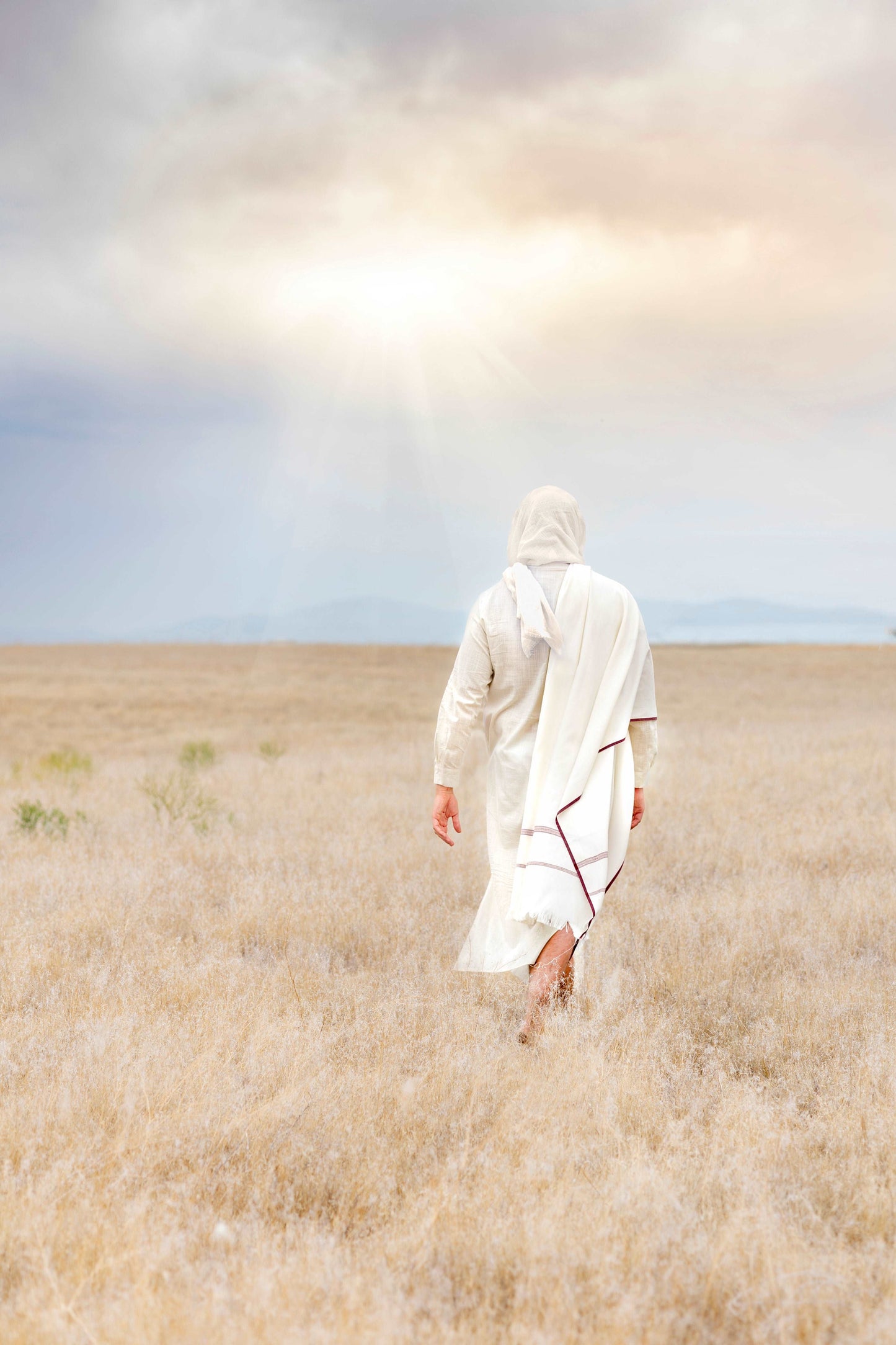 Infusing light into any space, this portrait of Christ embodies a brightness of hope and kindness. Calming hues of neutral colors compliment all types of home decor. Modern minimalist portrait of Jesus Christ for your Christian home or as the perfect gift for someone you love. H. Walker @thelightgallery_