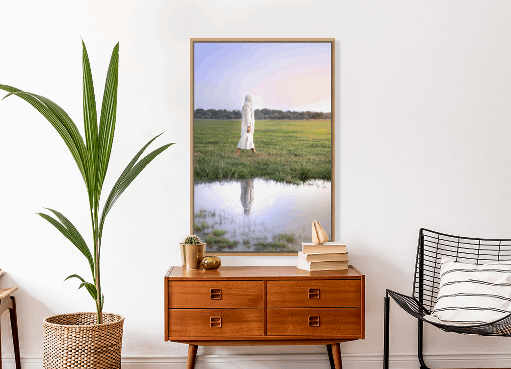 Infusing light into any space, this portrait of Christ embodies a brightness of hope and kindness. Calming hues of neutral colors compliment all types of home decor. Modern minimalist portrait of Jesus Christ for your Christian home or as the perfect gift for someone you love. H. Walker @thelightgallery_