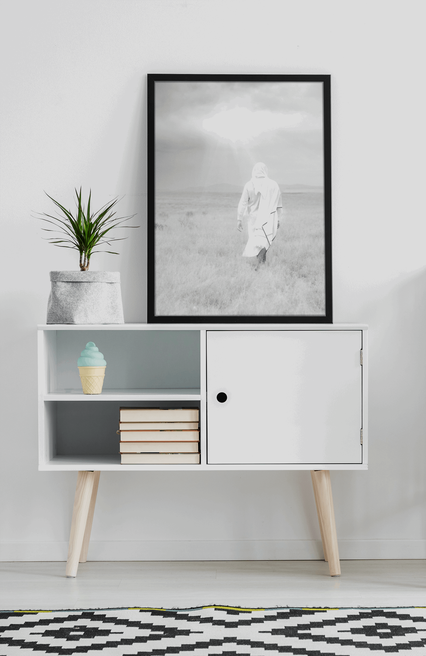 Infusing light into any space, this portrait of Christ embodies a brightness of hope and kindness. Calming hues of neutral colors compliment all types of home decor. Modern minimalist portrait of Jesus Christ for your Christian home or as the perfect gift for someone you love. H. Walker @thelightgallery_