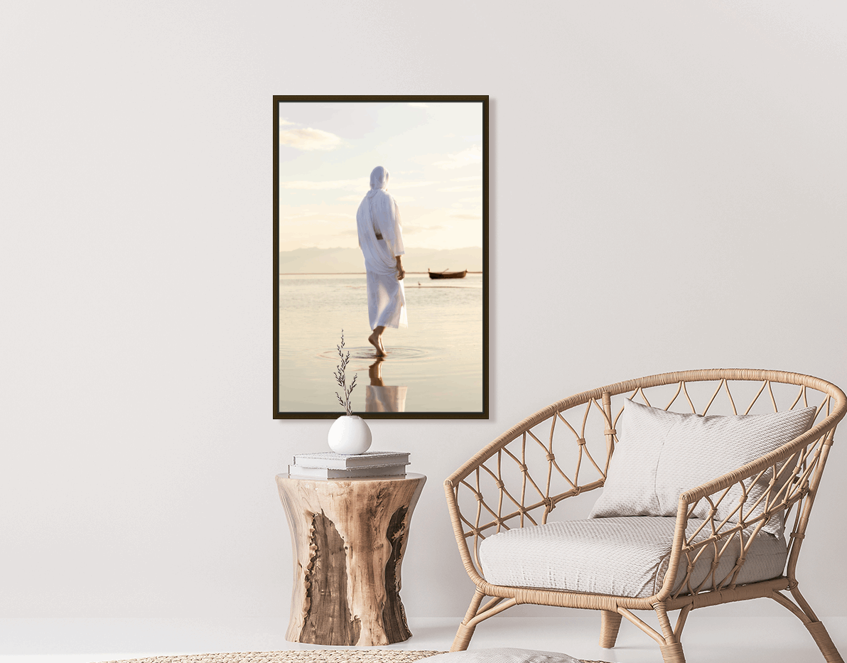 Infusing light into any space, this portrait of Christ embodies a brightness of hope and kindness. Calming hues of neutral colors compliment all types of home decor. Modern minimalist portrait of Jesus Christ for your Christian home or as the perfect gift for someone you love. H. Walker @thelightgallery_